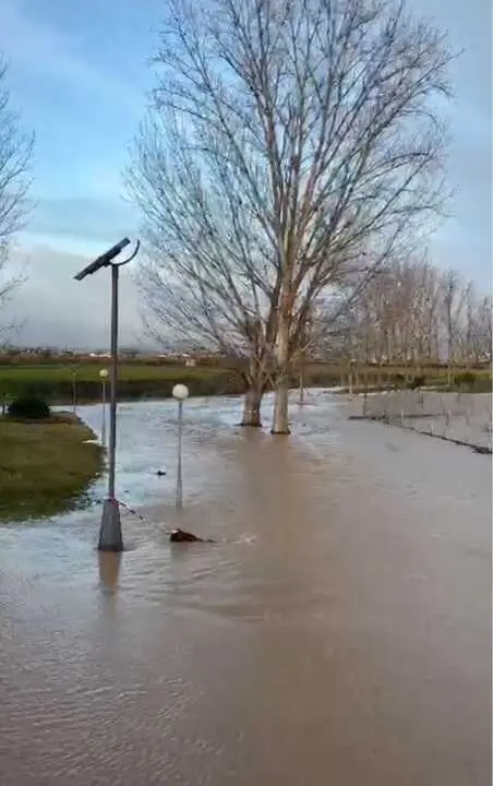 Camino viejo de Villaralbo inundado