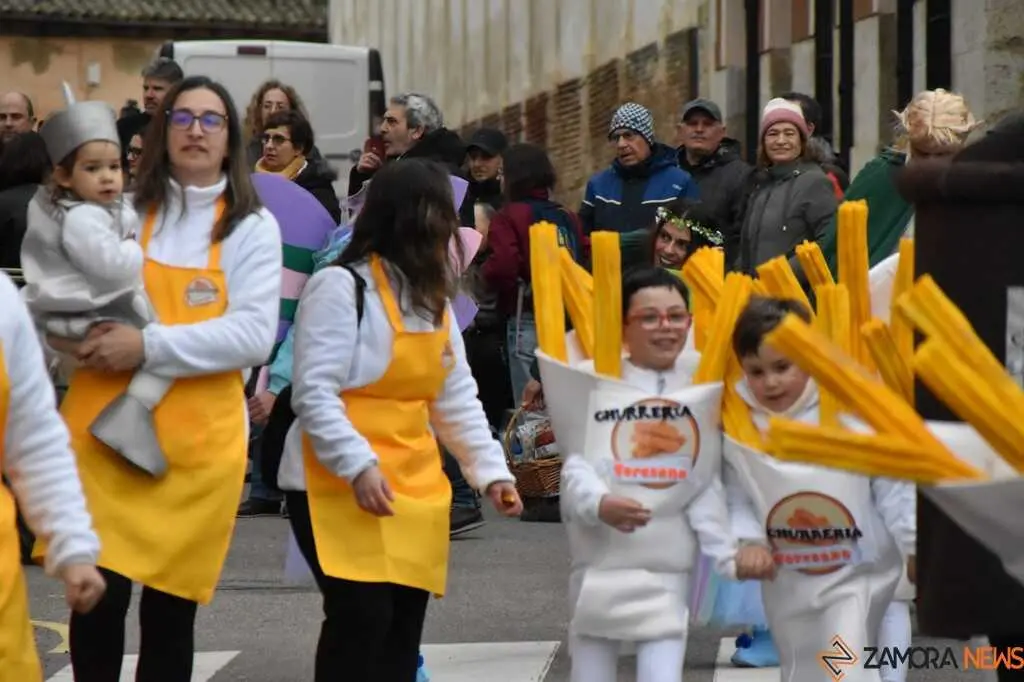 Desfile Infantil carnaval Toro_64
