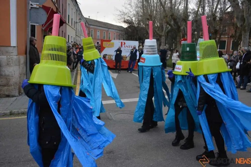 toro carnaval ni&ntilde;os desfile_43