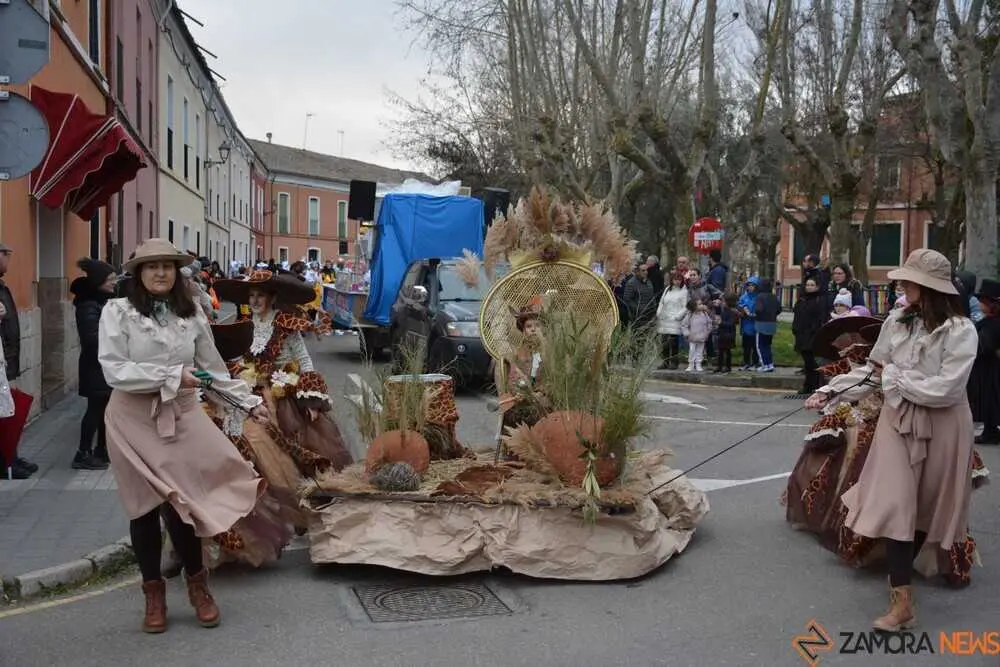 toro carnaval ni&ntilde;os desfile_86