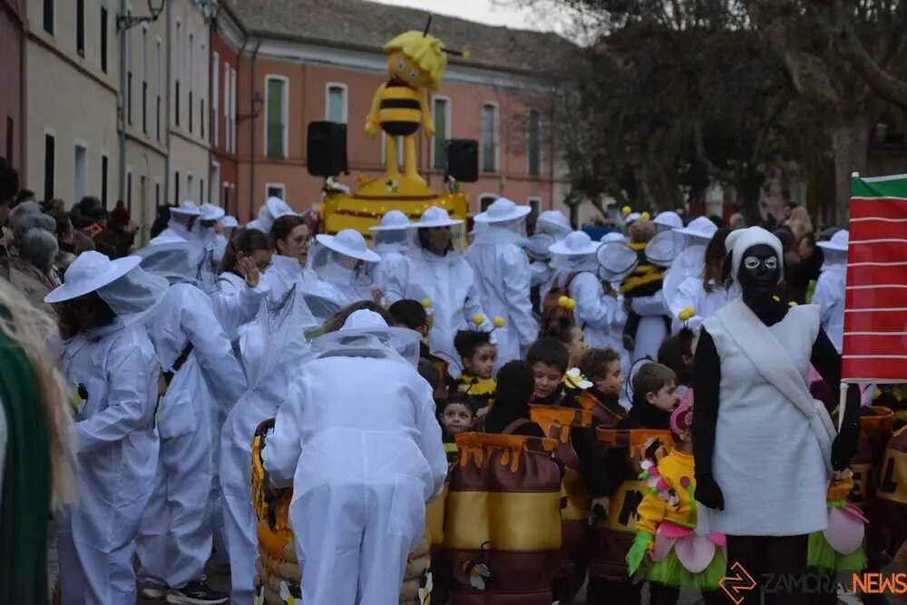 toro carnaval ni&ntilde;os desfile_102