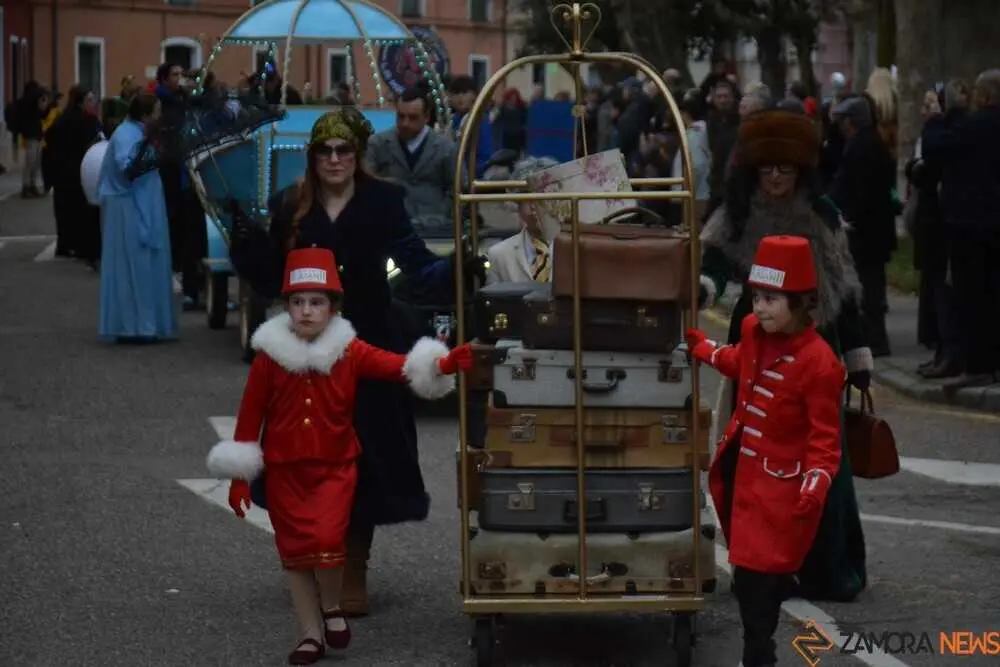 toro carnaval ni&ntilde;os desfile_176