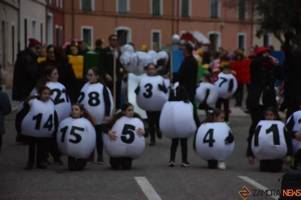 toro carnaval ni&ntilde;os desfile_186