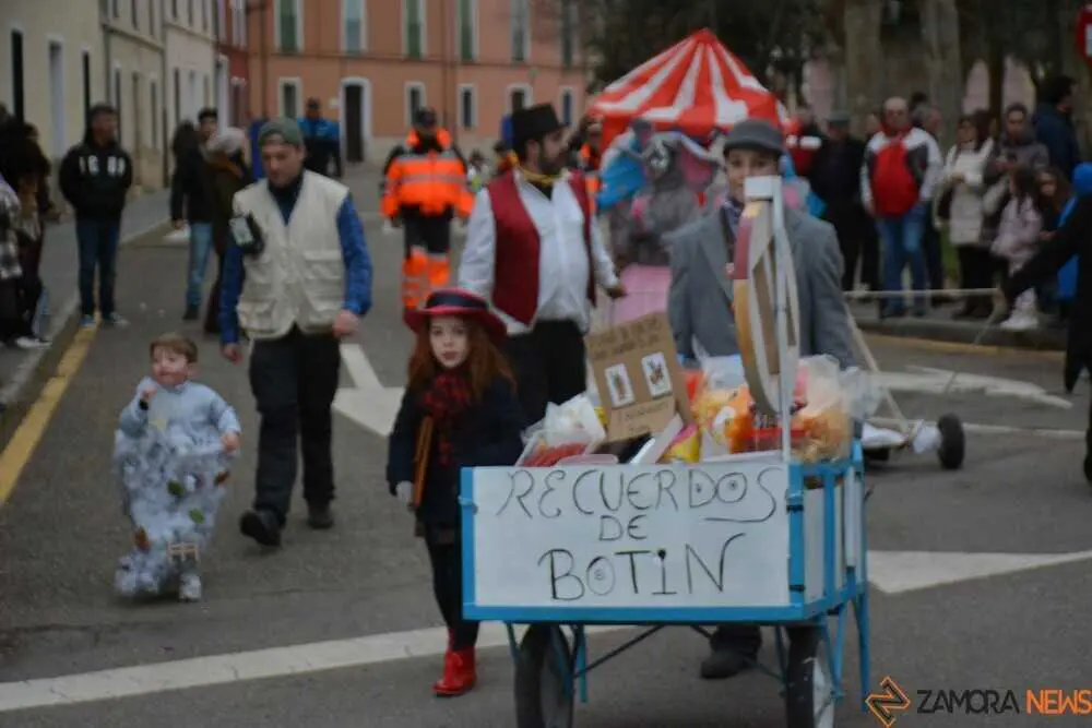 toro carnaval ni&ntilde;os desfile_229