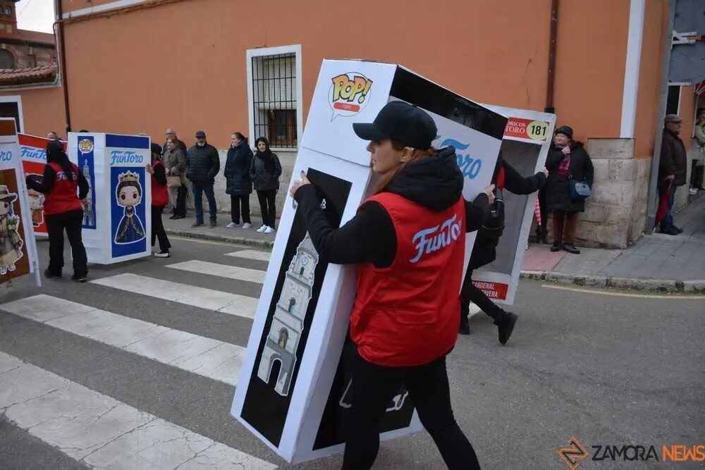 toro carnaval ni&ntilde;os desfile_39