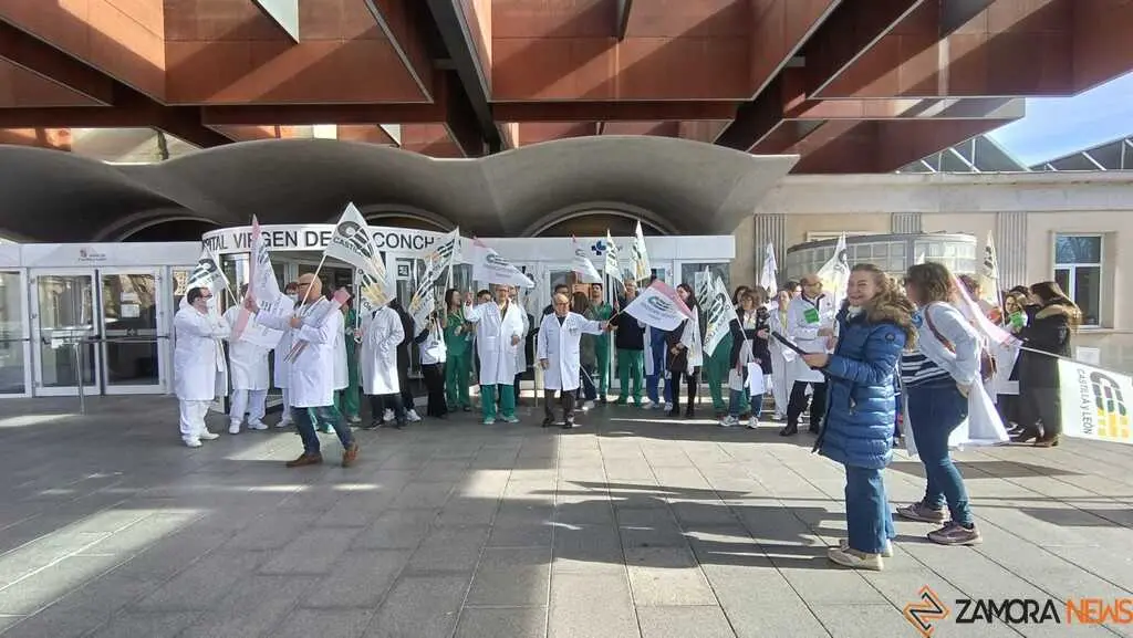 Protestas m&eacute;dicos de Zamora _2