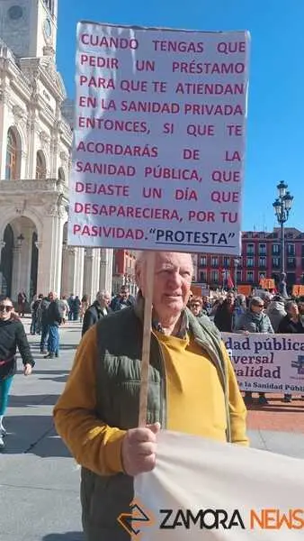 Zamora presente en la manifiestaci&oacute;n de la Sanidad en Valladolid  _21