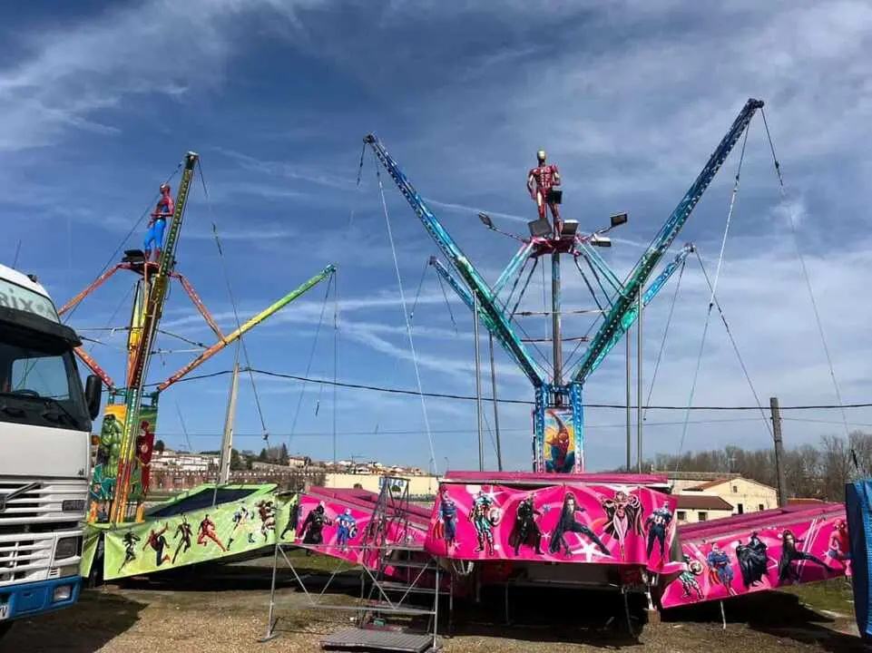 Caballitos 2026 atracciones _13