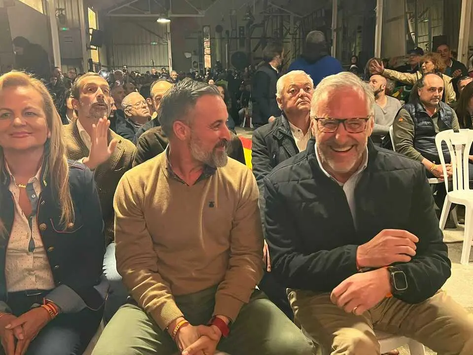 Mitin Vox Zamora Santiago Abascal y Carlos Poll&aacute;n _7