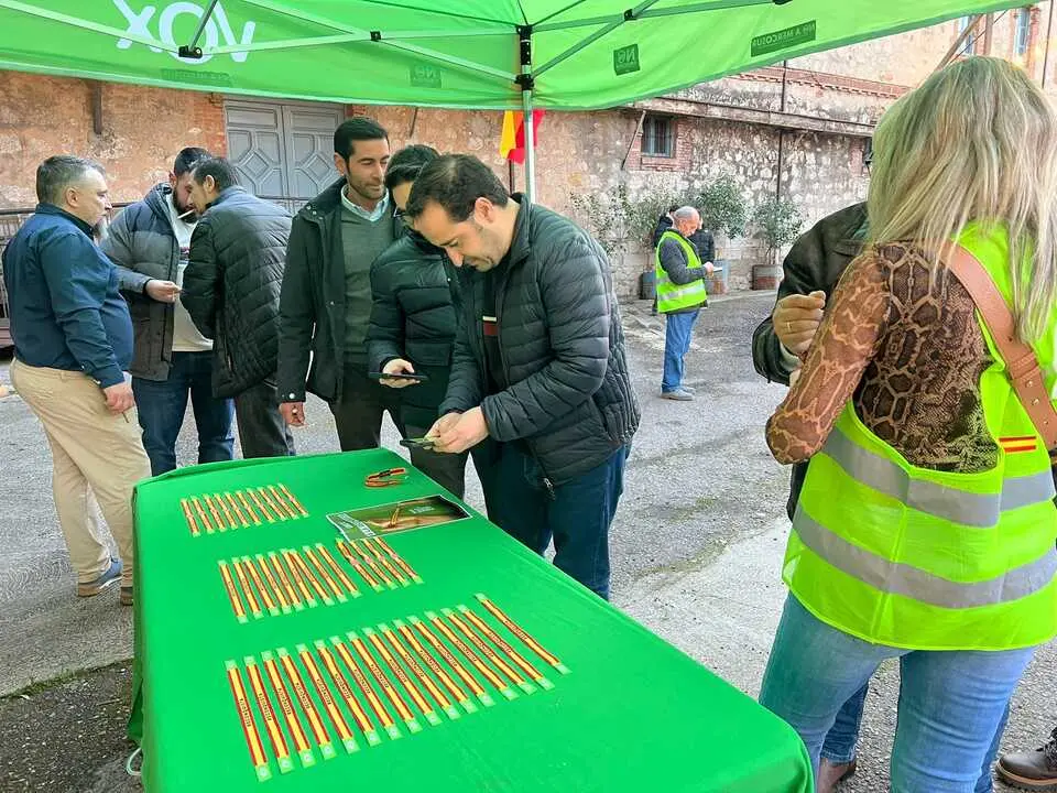 Mitin Vox Zamora Santiago Abascal y Carlos Poll&aacute;n _20