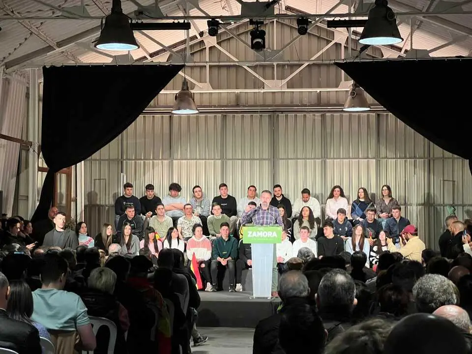 Mitin Vox Zamora Santiago Abascal y Carlos Poll&aacute;n _26