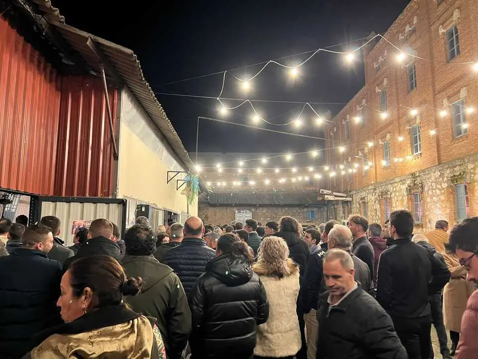 Mitin Vox Zamora Santiago Abascal y Carlos Poll&aacute;n _27