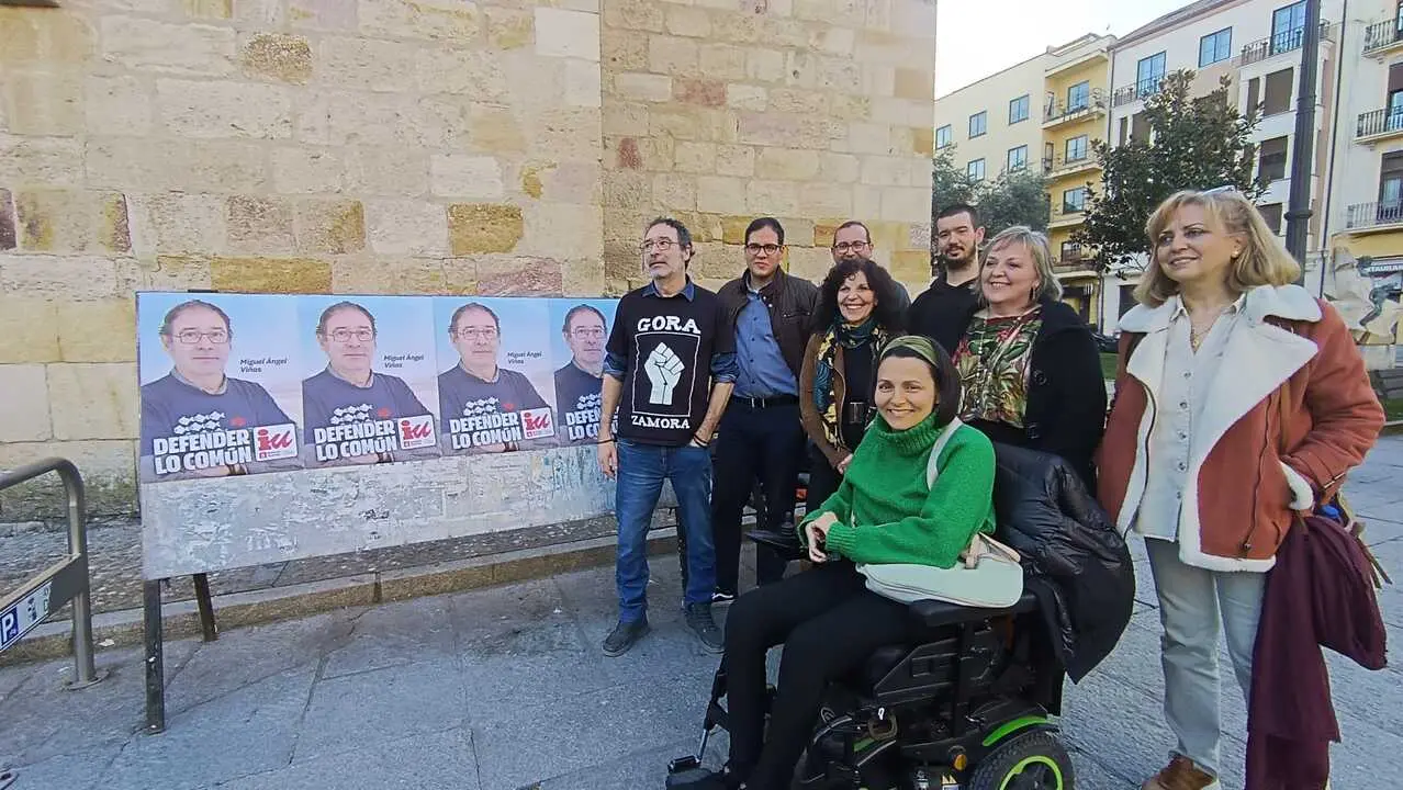 Pegada virtual de carteles de IU en la Plaza Mayor