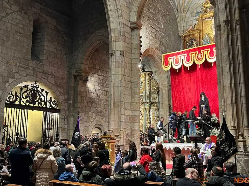 Tuna y los ni&ntilde;os Virgen de la Soledad_2