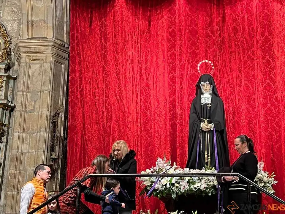 Tuna y los ni&ntilde;os Virgen de la Soledad_3