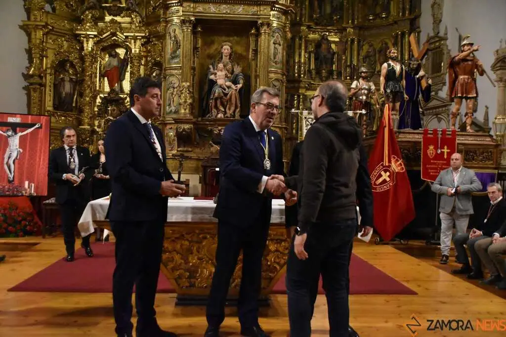 Nuevos Hermanos Cofrad&iacute;a del Silencio _3