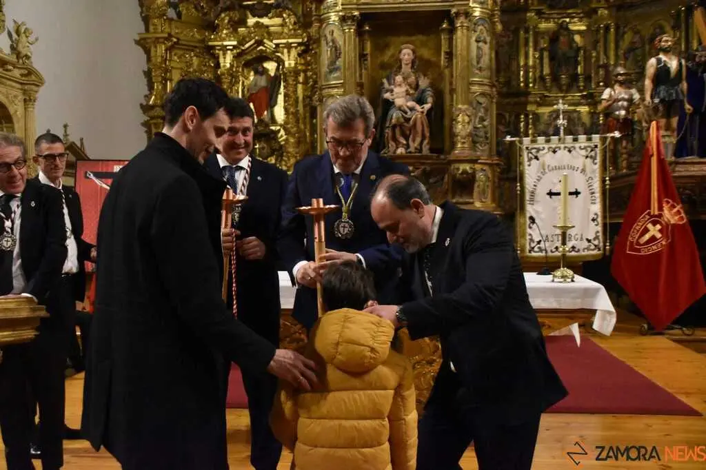 Nuevos Hermanos Cofrad&iacute;a del Silencio _15