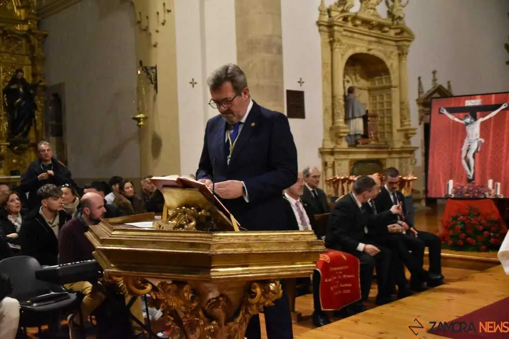 Nuevos Hermanos Cofrad&iacute;a del Silencio _18