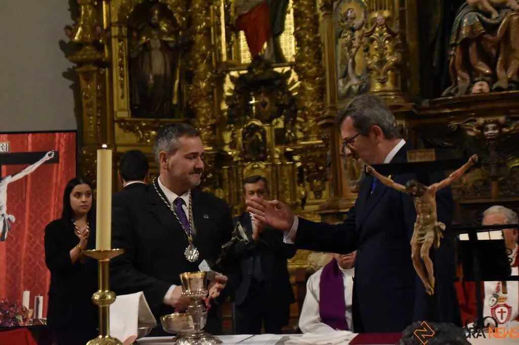 Nuevos Hermanos Cofrad&iacute;a del Silencio _20