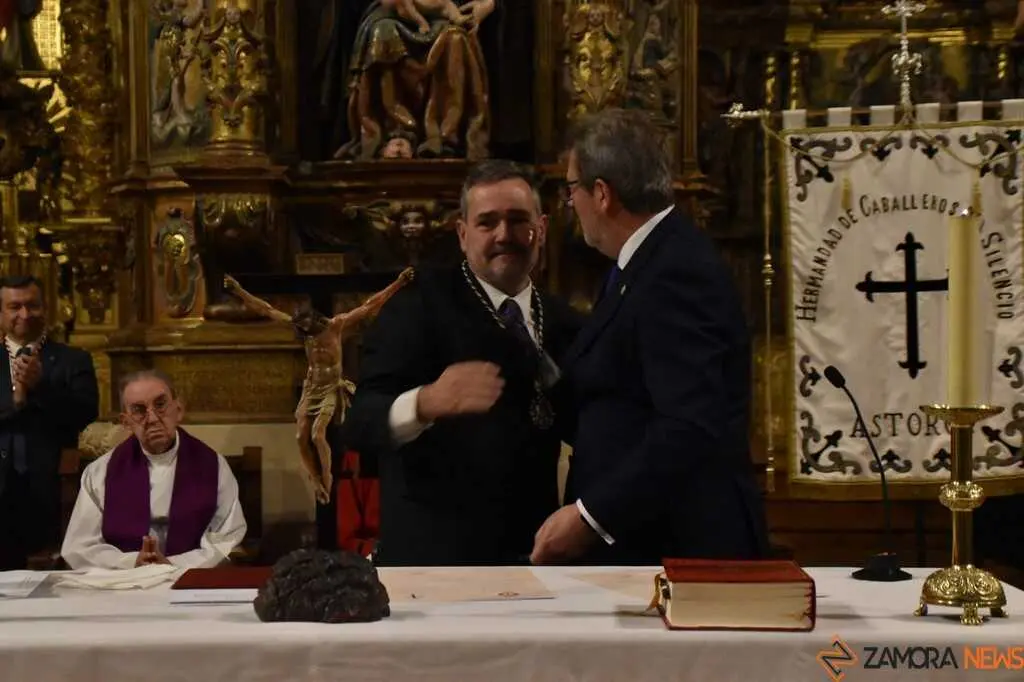 Nuevos Hermanos Cofrad&iacute;a del Silencio _22