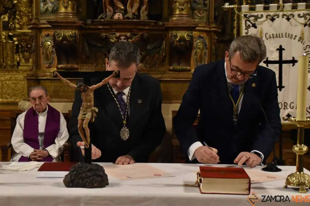 Nuevos Hermanos Cofrad&iacute;a del Silencio _24