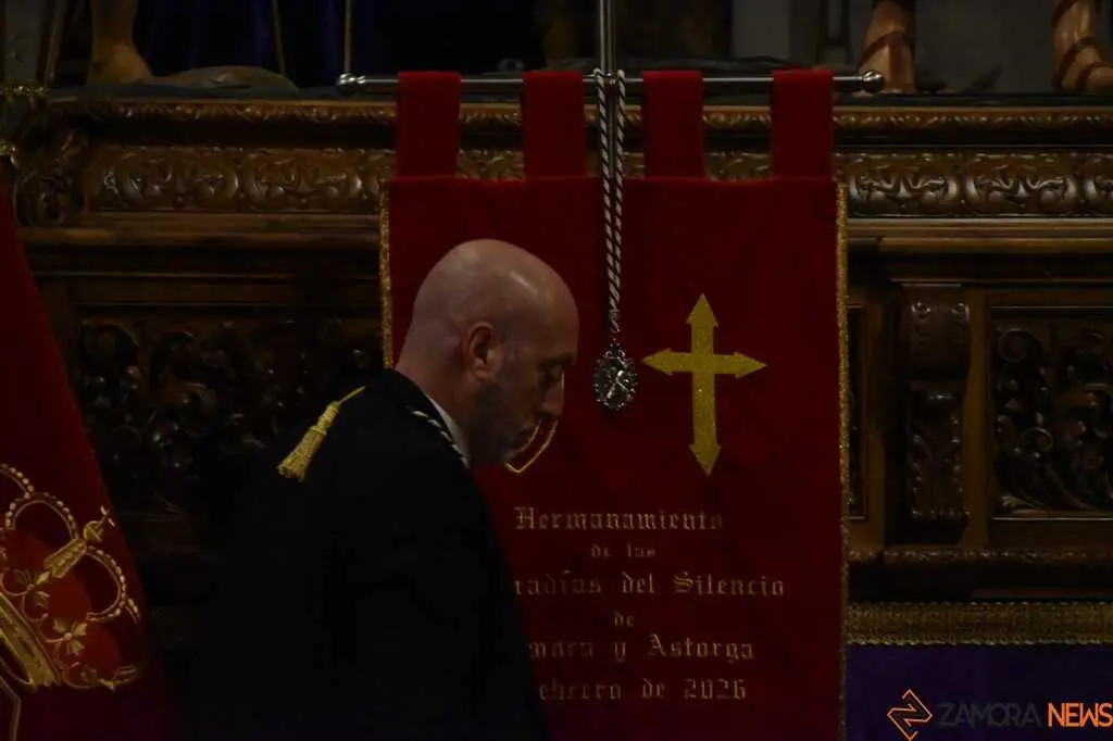Nuevos Hermanos Cofrad&iacute;a del Silencio _28