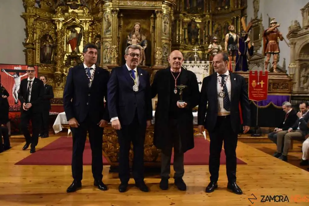 Nuevos Hermanos Cofrad&iacute;a del Silencio _39