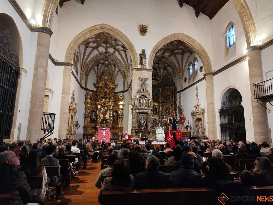 Nuevos Hermanos Cofrad&iacute;a del Silencio _47