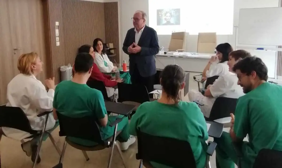 curso comunicaci&oacute;n en salud hsfda rec soledad no deseada