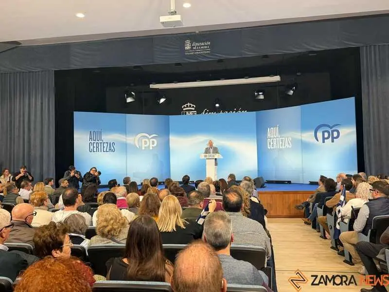 Ma&ntilde;ueco, campa&ntilde;a electoral 15M en Zamora _8