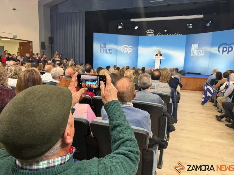 Ma&ntilde;ueco, campa&ntilde;a electoral 15M en Zamora _14