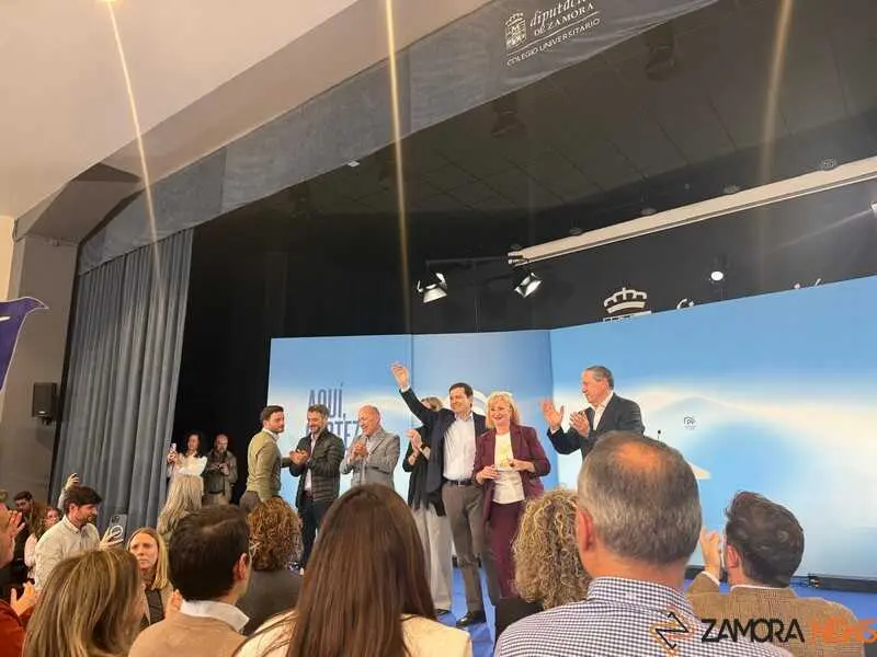 Ma&ntilde;ueco, campa&ntilde;a electoral 15M en Zamora _25