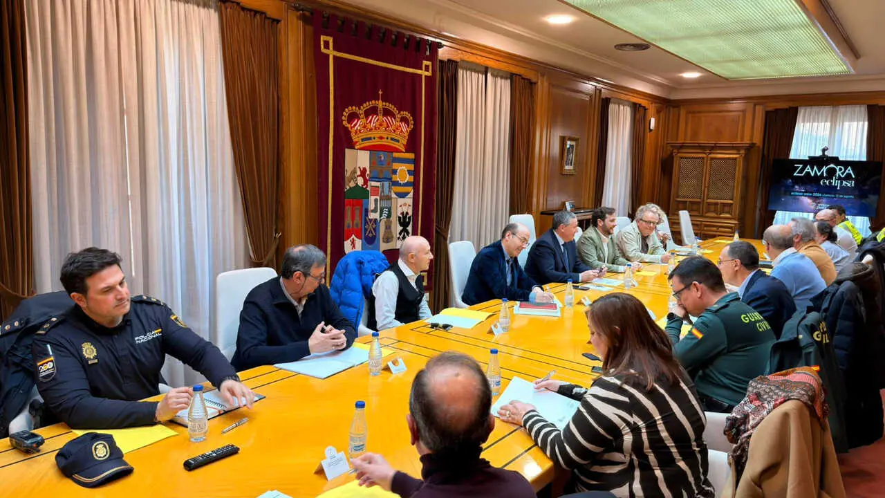 Reuni&oacute;n preparatoria en Benavente