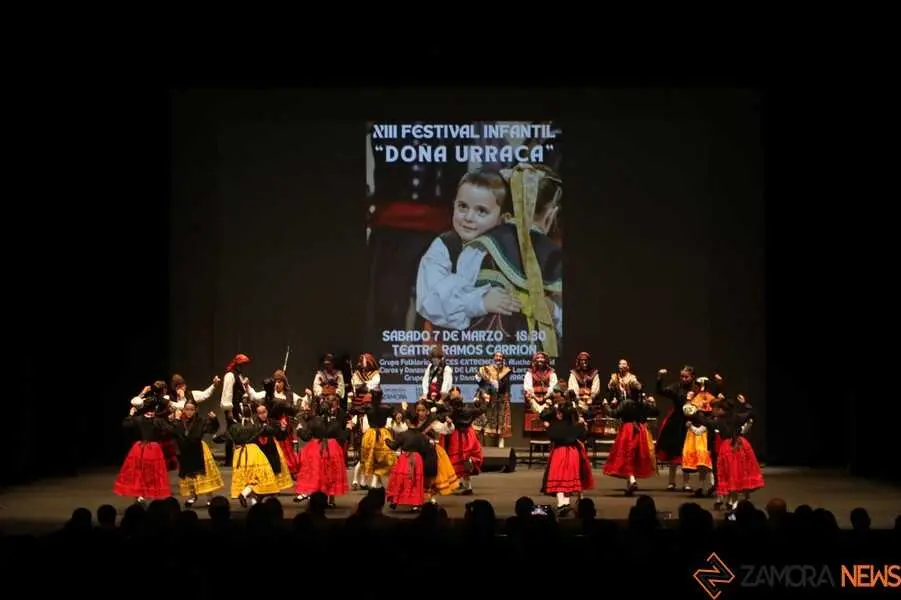 Festival Infantil de Folclore Do&ntilde;a Urraca_12