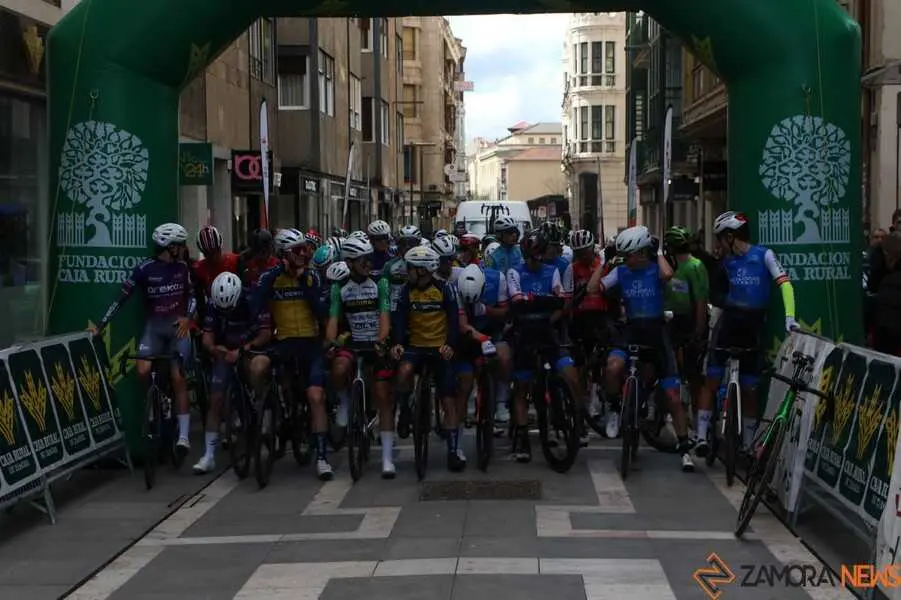 vuelta ciclista Gran Premio de Muelas del Pan _4