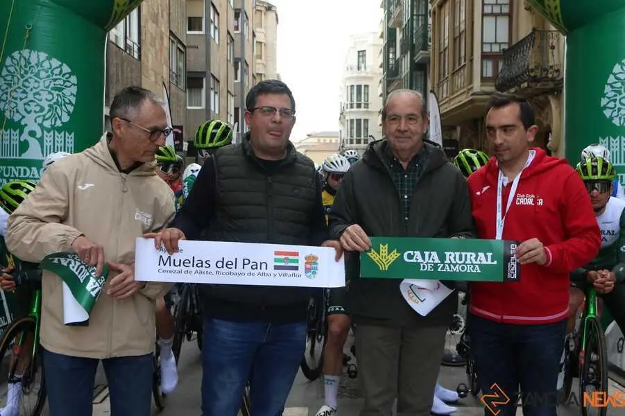 vuelta ciclista Gran Premio de Muelas del Pan _14