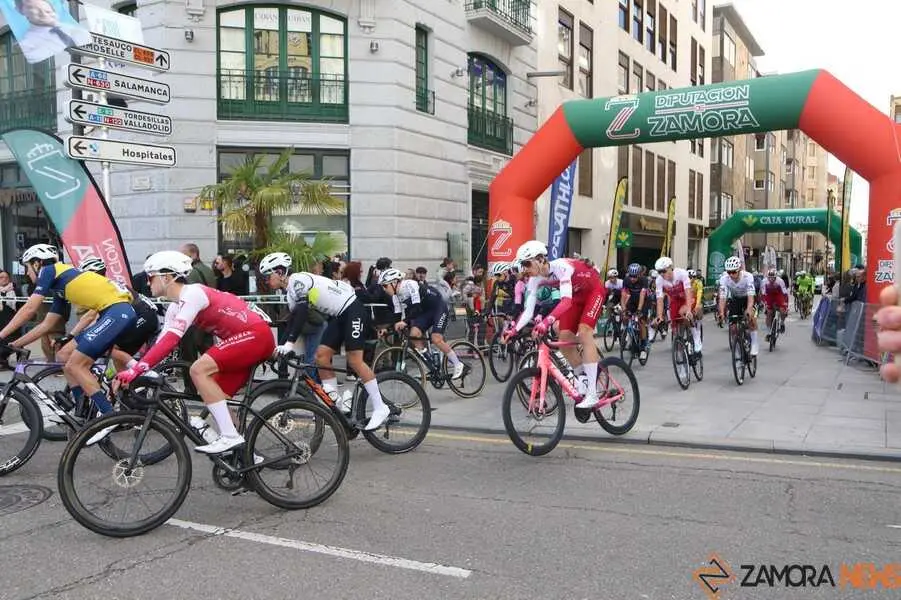 vuelta ciclista Gran Premio de Muelas del Pan _23