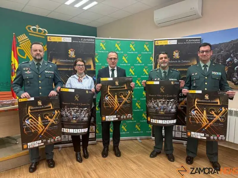 presentaci&oacute;n jornada de desaparecidos en Zamora 
