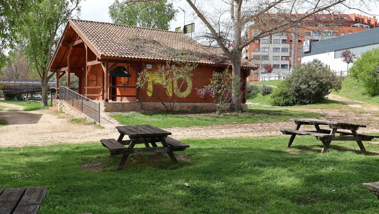 Merendero Tres &Aacute;rboles