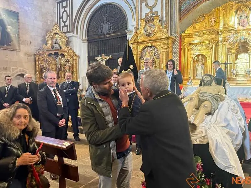 rito de entrada Nuevos Hermanos Santo Entierro _7