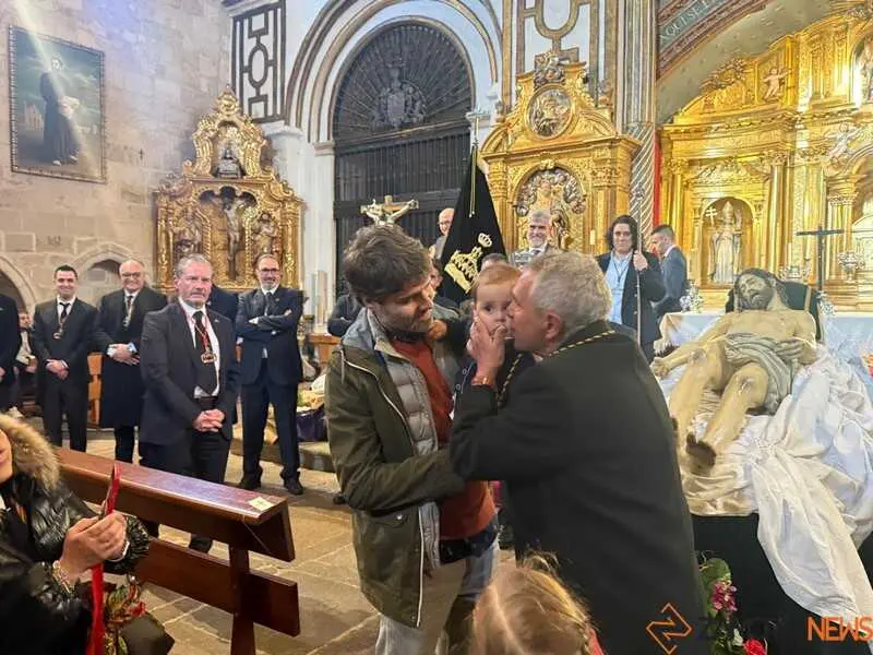 rito de entrada Nuevos Hermanos Santo Entierro _8