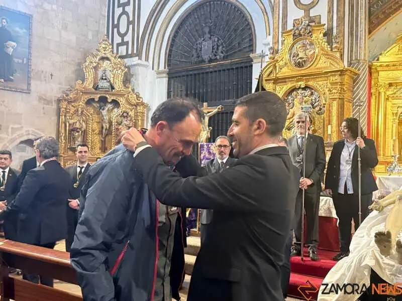 rito de entrada Nuevos Hermanos Santo Entierro _23