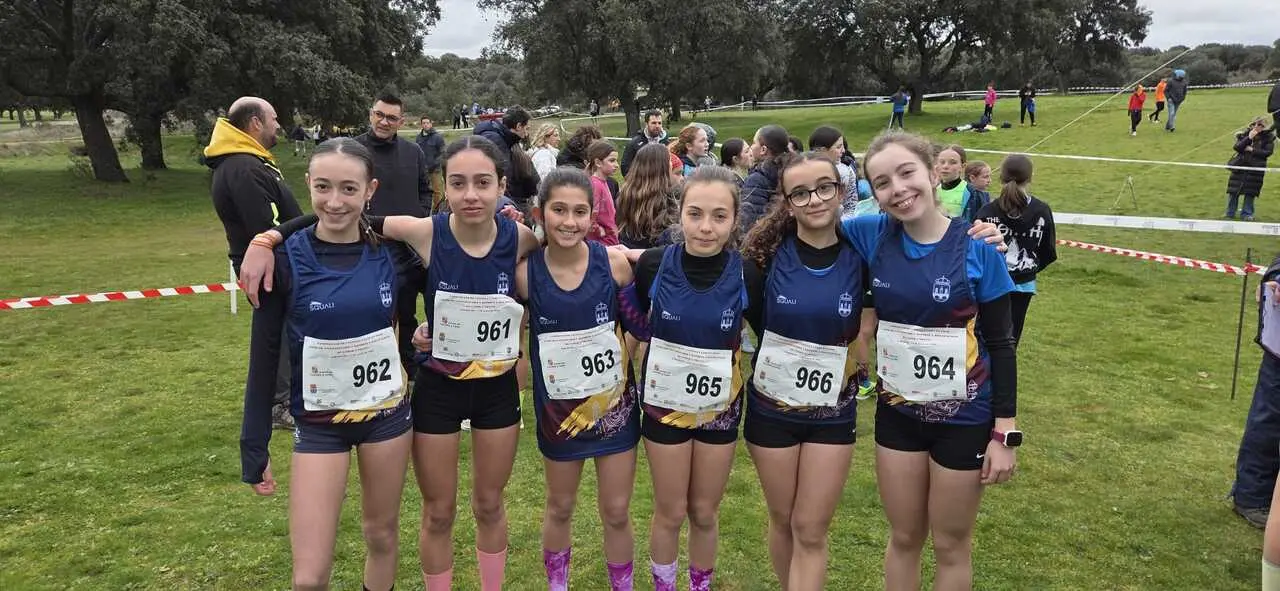 AAAAB EQUIPO INFANTIL FEMENINO