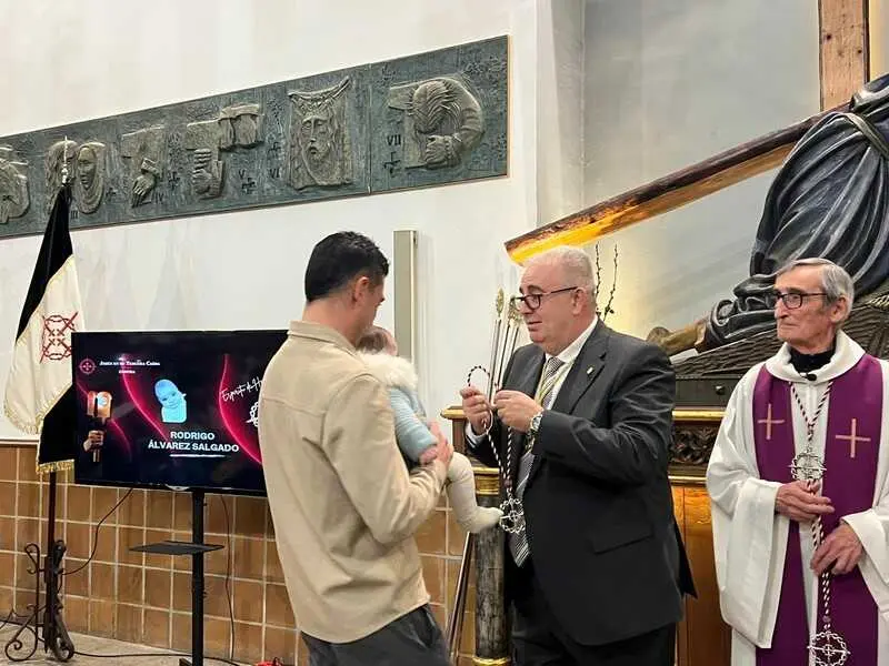 imposiciones de Medallas de la Tercera Ca&iacute;da _12