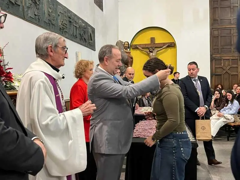 imposiciones de Medallas de la Tercera Ca&iacute;da _23