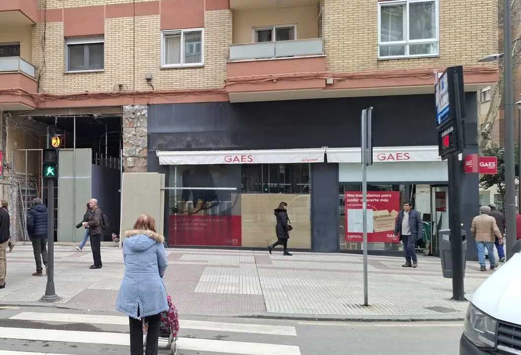 Obras en la empresa de salud auditiva GAES