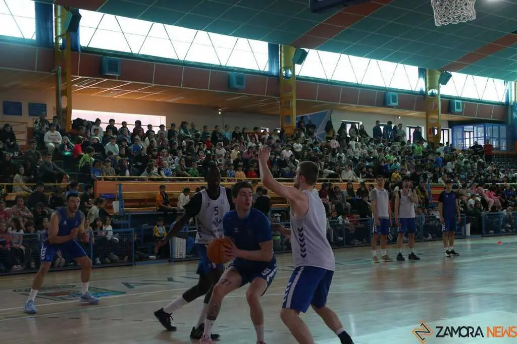 CB Zamora entrenamiento a puertas abiertas _15