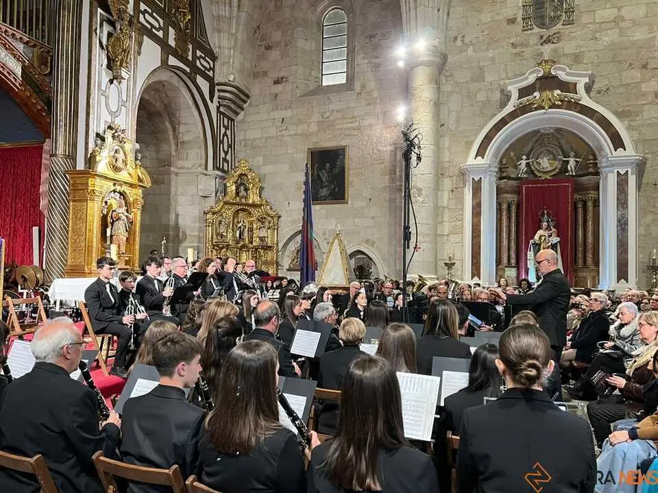 Concierto marchas procesionales Capas Pardas _3
