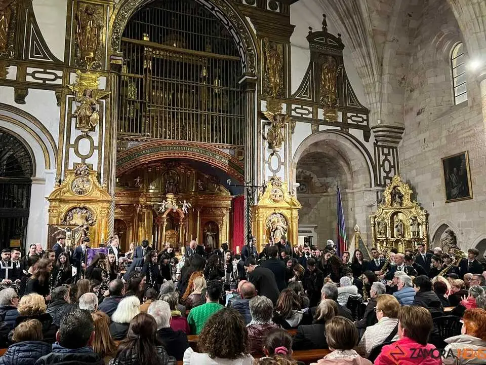 Concierto marchas procesionales Capas Pardas _13