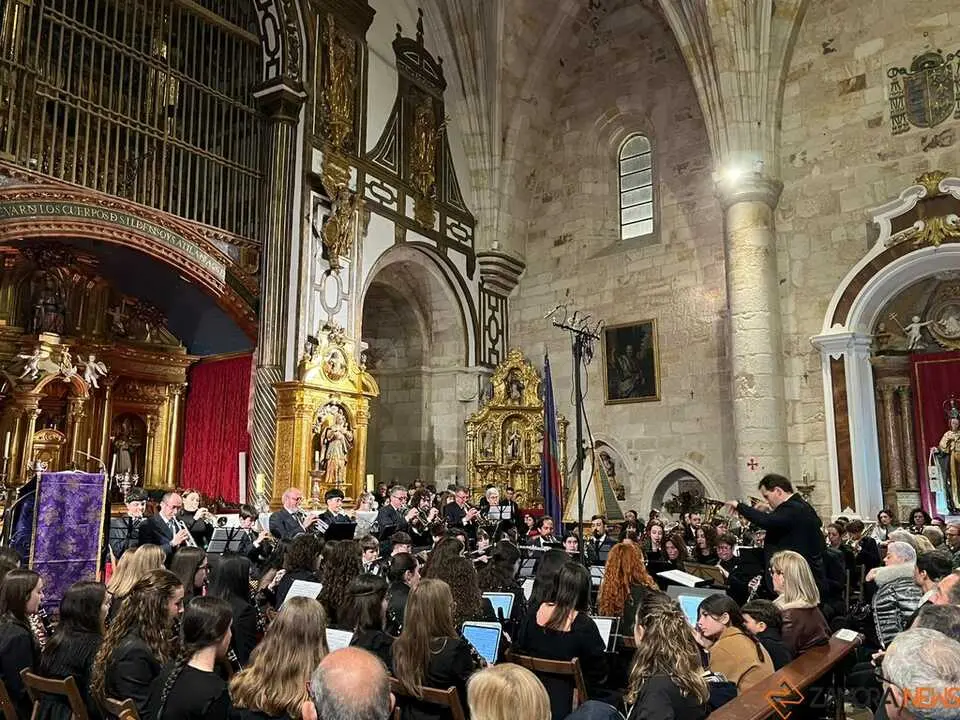 Concierto marchas procesionales Capas Pardas _15